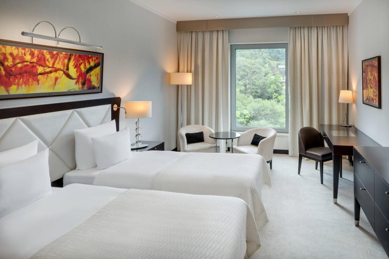 그랜드 호텔 리버 파크, 어 럭셔리 컬렉션 호텔, 브라티슬라바 외부 사진 A room at the hotel